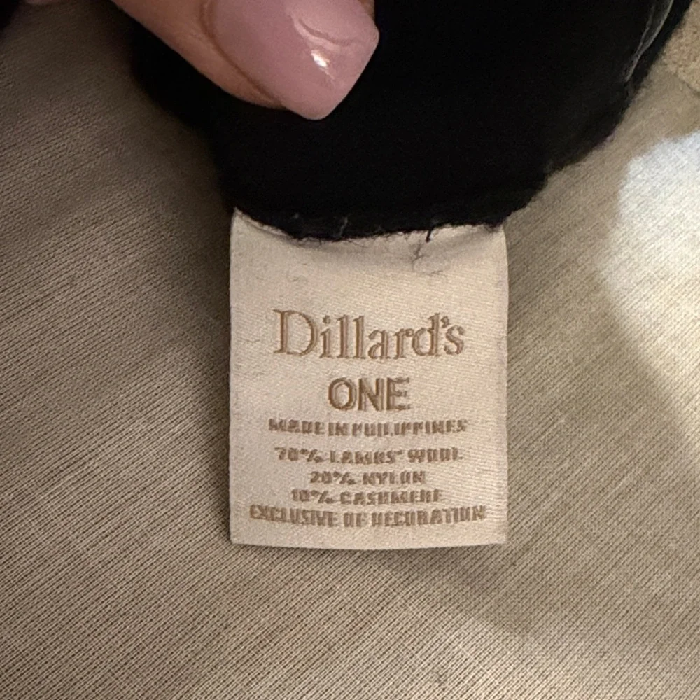 Sophisticated Black womens Gloves with Button Detail